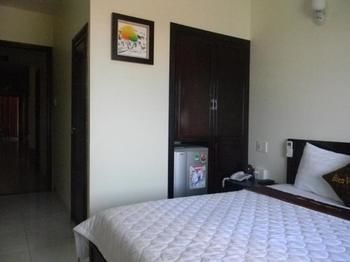 Bonanza Hotel Дананг Екстериор снимка