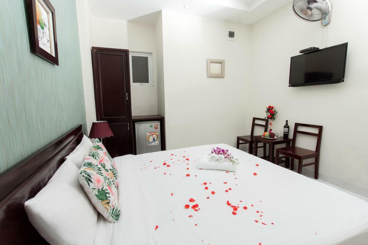 Bonanza Hotel Дананг Екстериор снимка