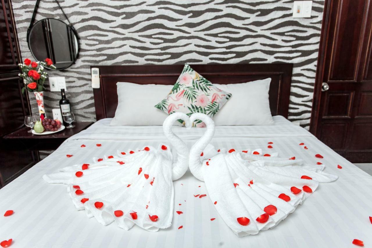 Bonanza Hotel Дананг Екстериор снимка